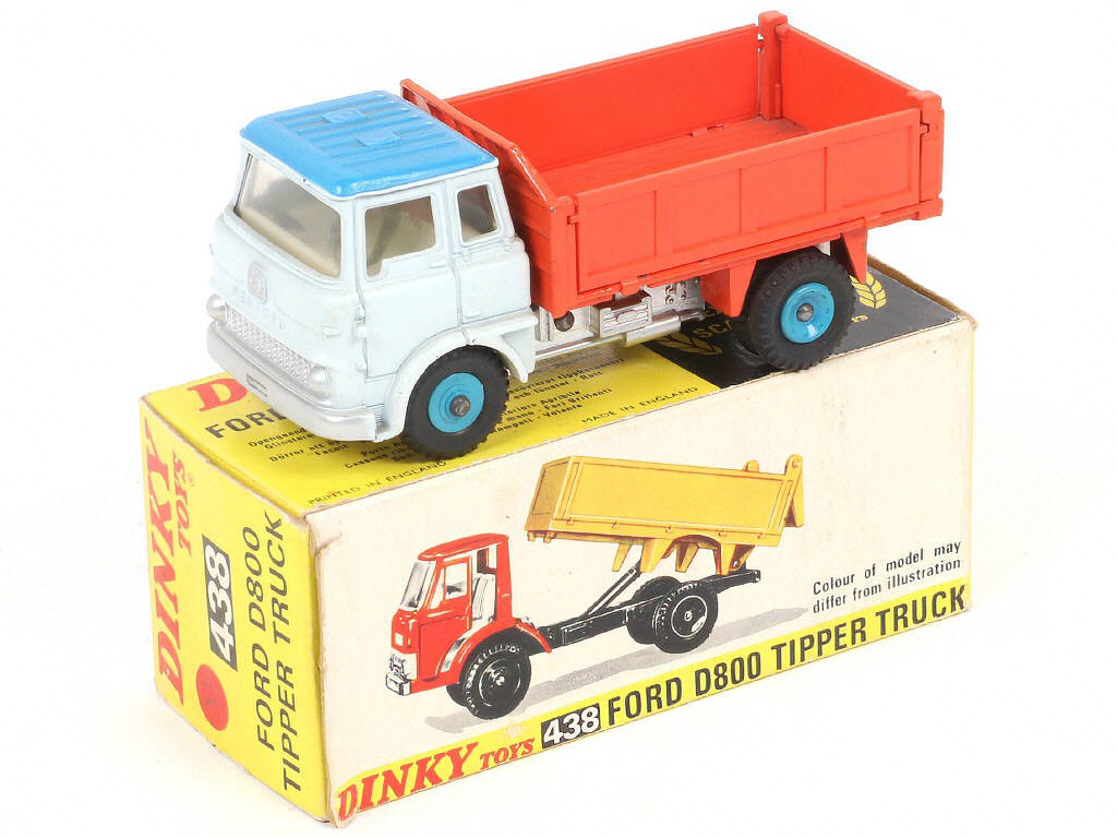 Lot 122 - DINKY TOYS (GB) (1)