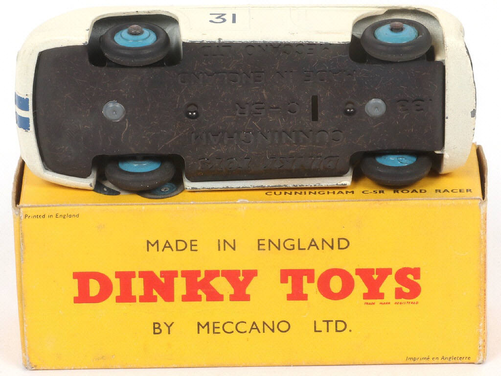 Lot 221 - DINKY TOYS (GB) (1)
