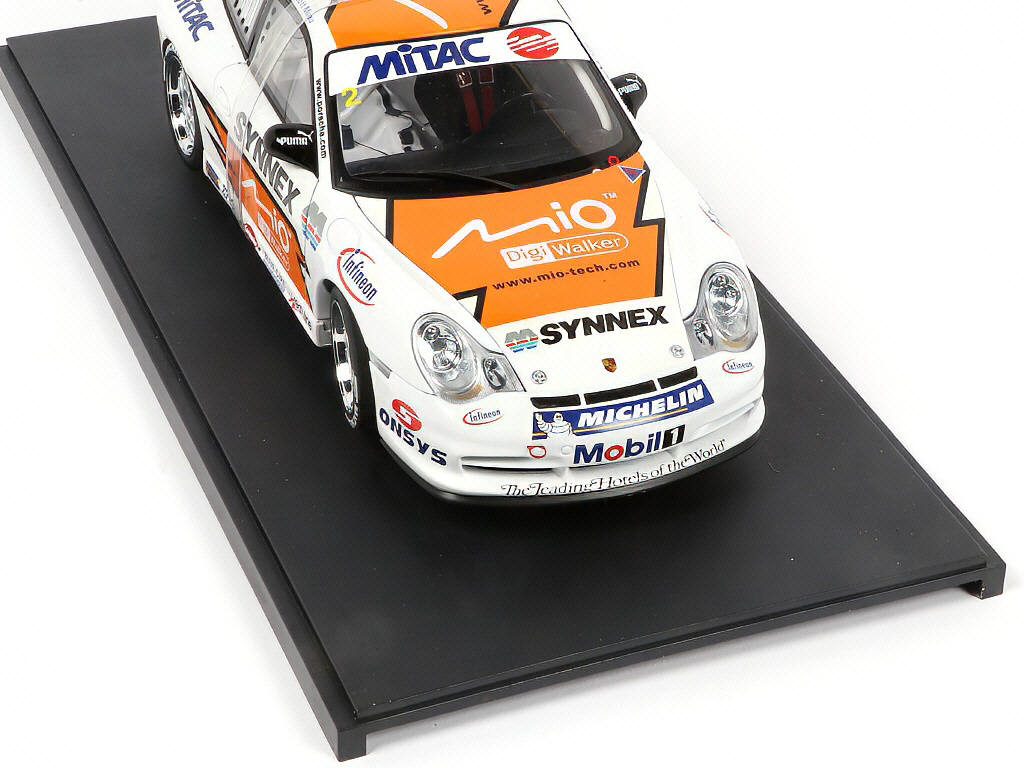 Lot 36 - AUTOART (ALLEMAGNE) (1)