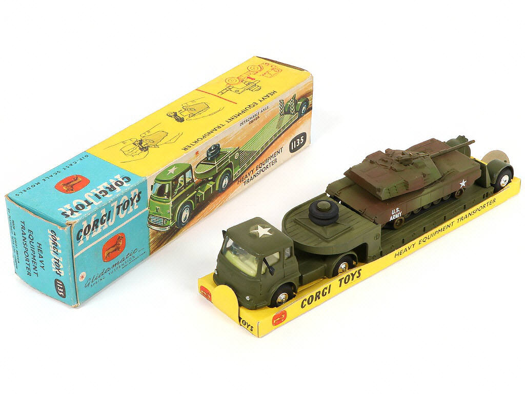 Lot 135 - CORGI TOYS (GB) (2)