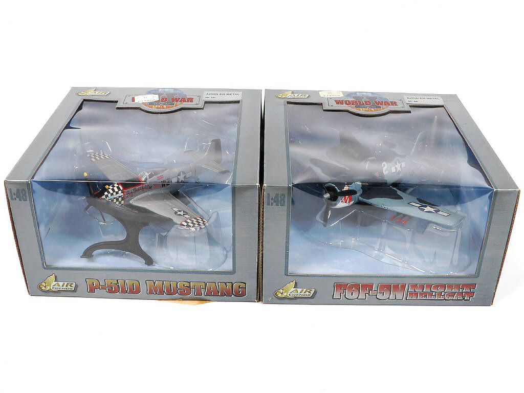 Lot 51 - AIR LEGENDS (CHINE) (2)