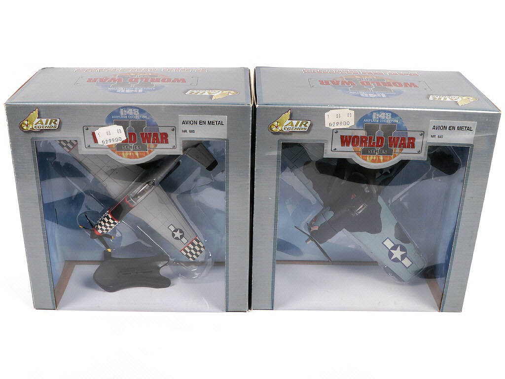 Lot 51 - AIR LEGENDS (CHINE) (2)