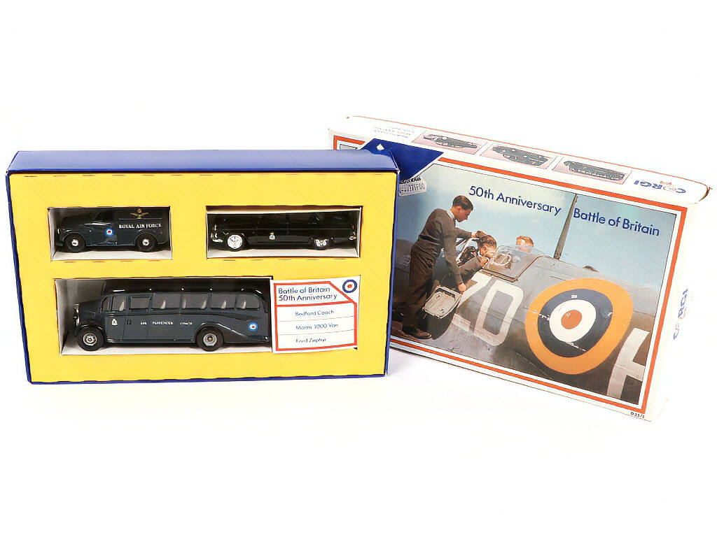 Lot 132 - DIVERS (GB) (4)