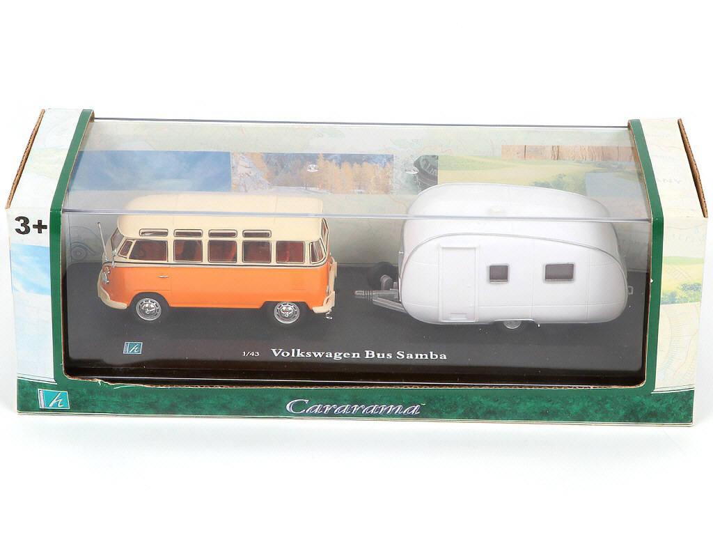 Lot 105 - CARARAMA (CHINE) (3)