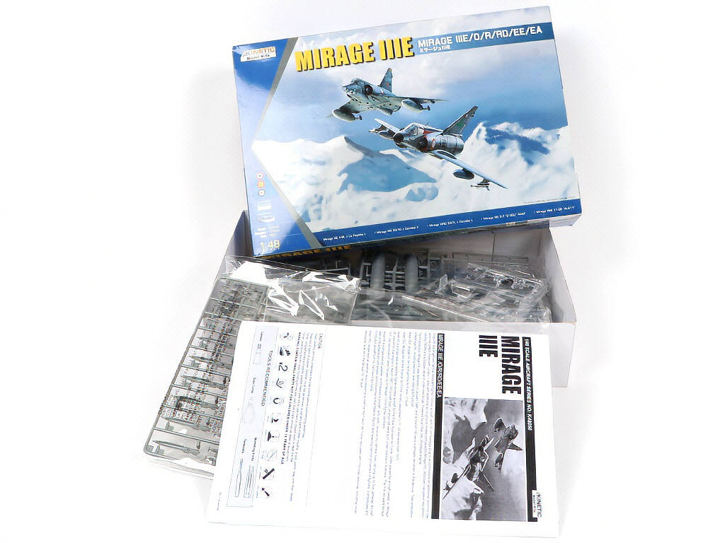 Lot 342 - KINETICMODEL (JAPON) (6)