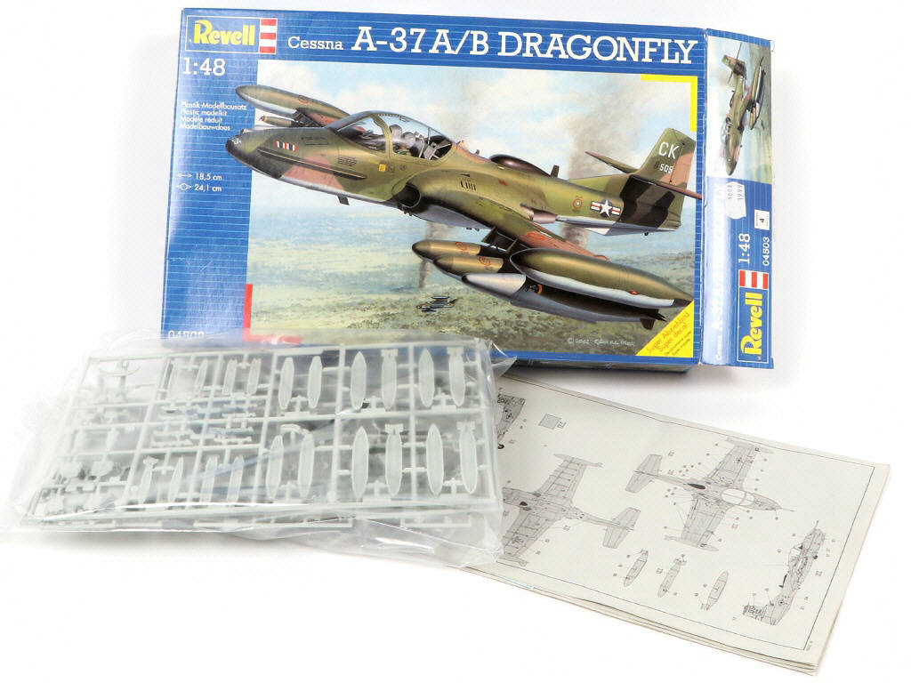 Lot 333 - REVELL (ALLEMAGNE) (5)
