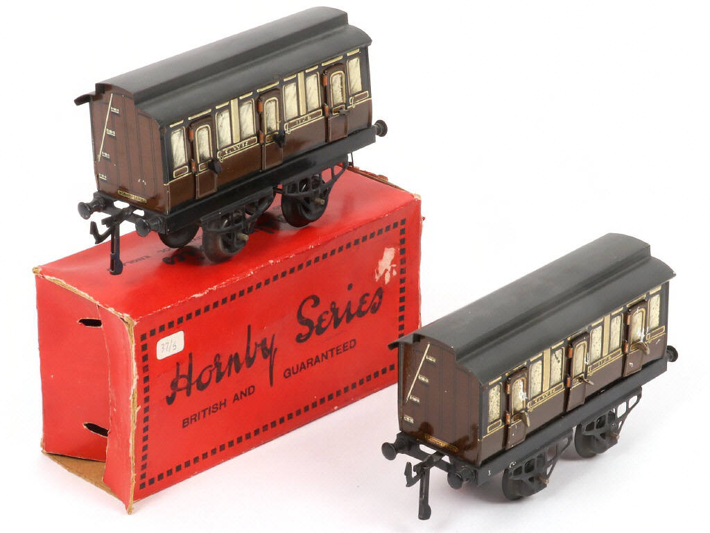 Lot 74 - HORNBY 'O' (GB) (2)