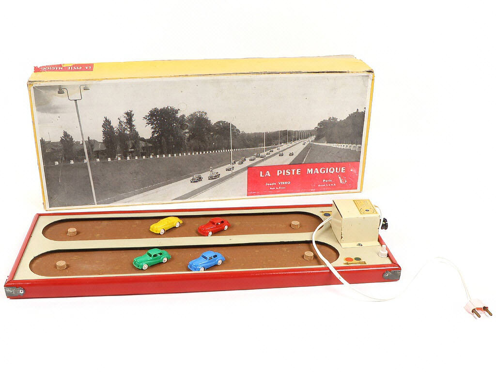 Lot 324 - VIBRO (FRANCE) (1)