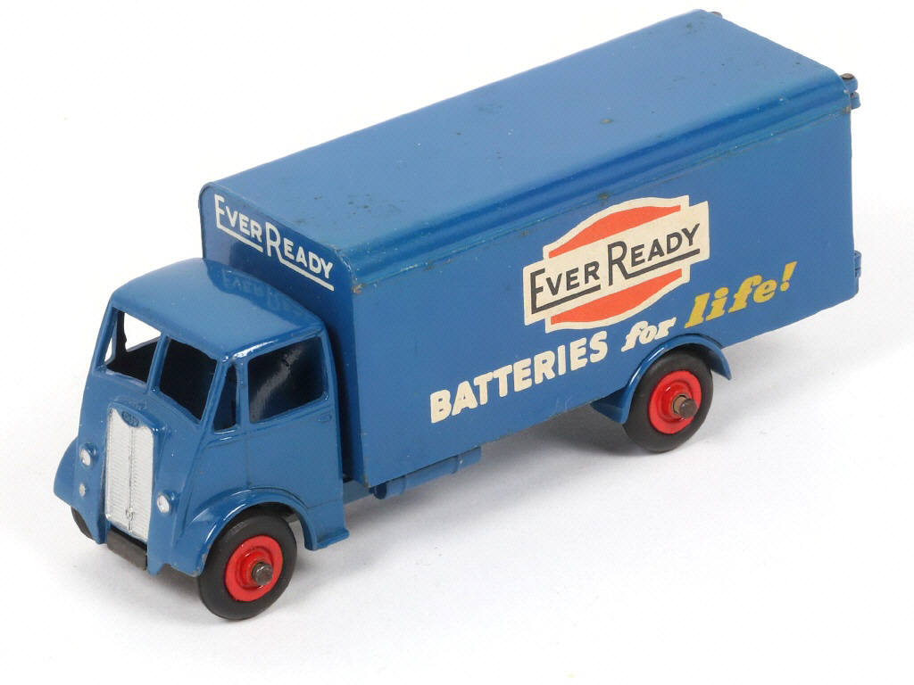 Lot 110 - DINKY TOYS (GB) (1)