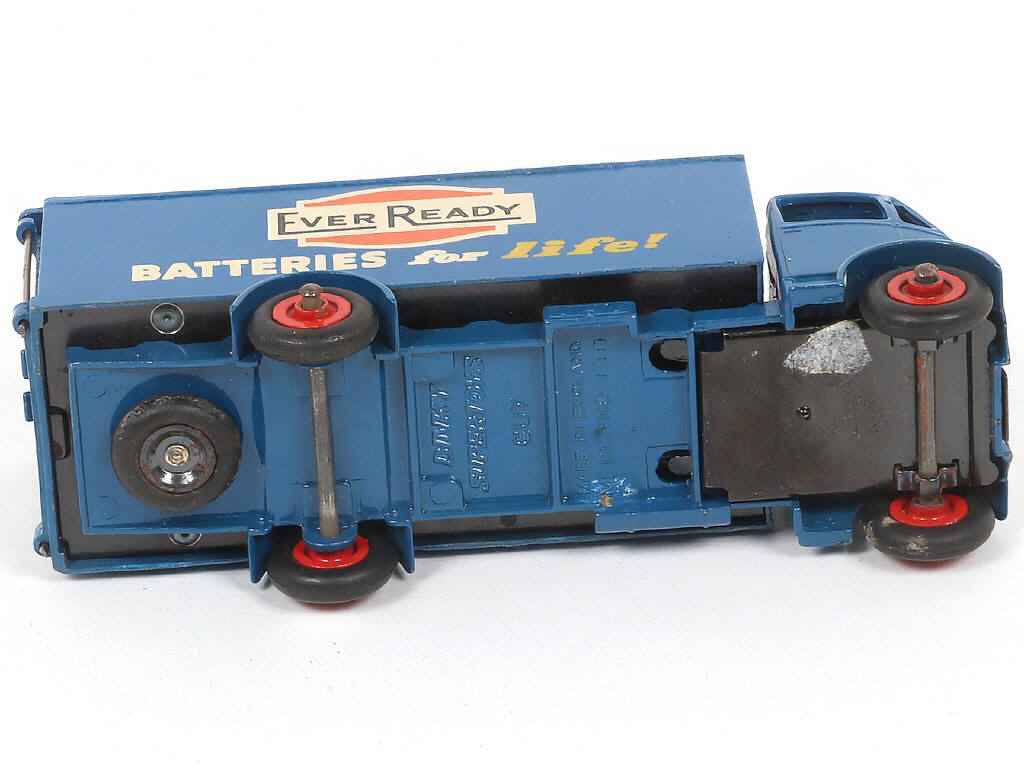 Lot 110 - DINKY TOYS (GB) (1)