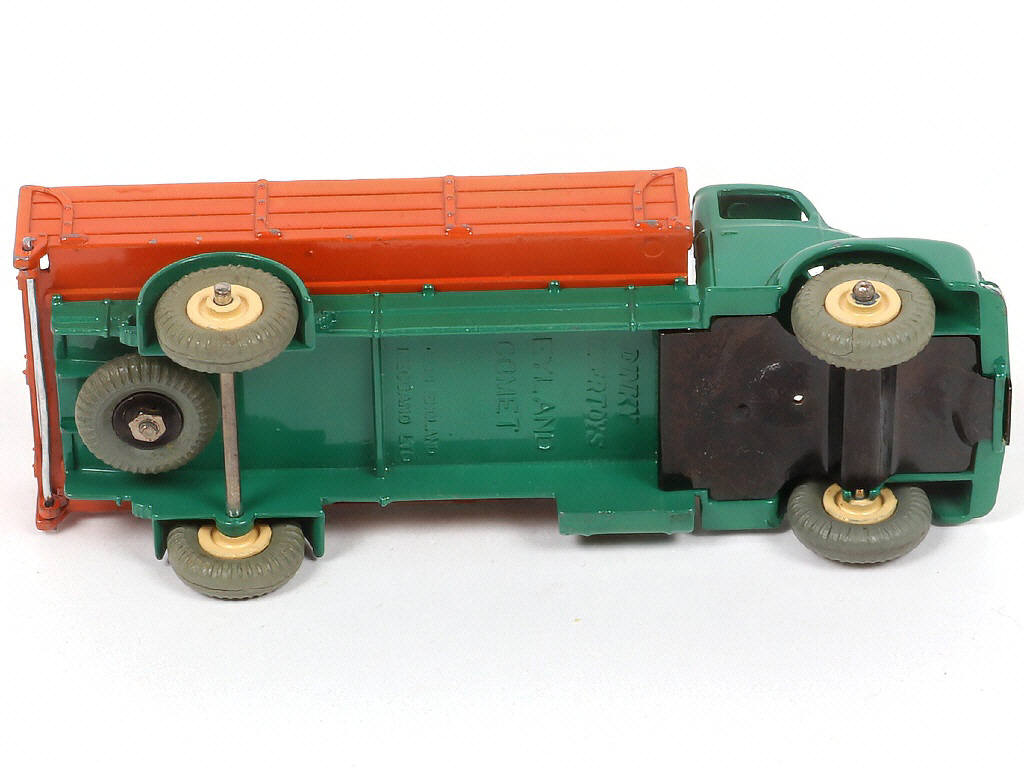 Lot 109 - DINKY TOYS (GB) (1)