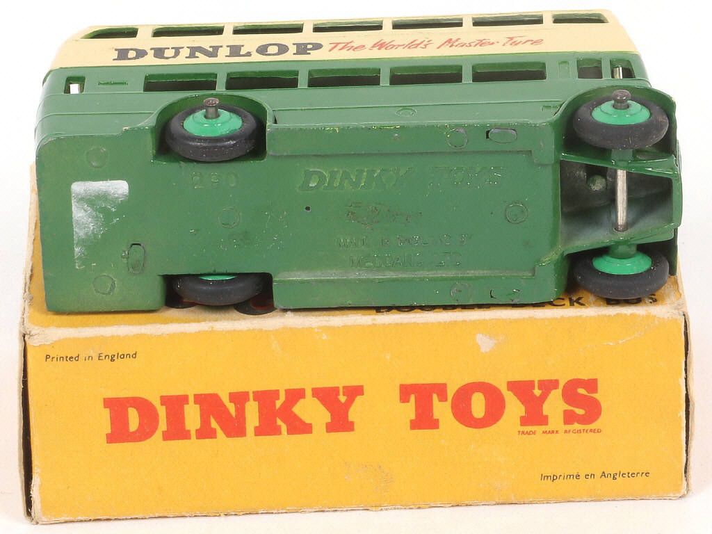 Lot 95 - DINKY TOYS (GB) (1)