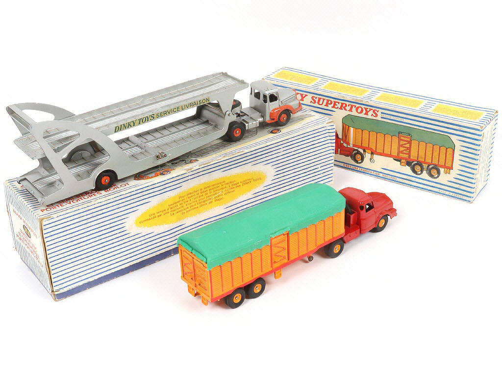 Lot 153 - DINKY TOYS (FRANCE) (2)