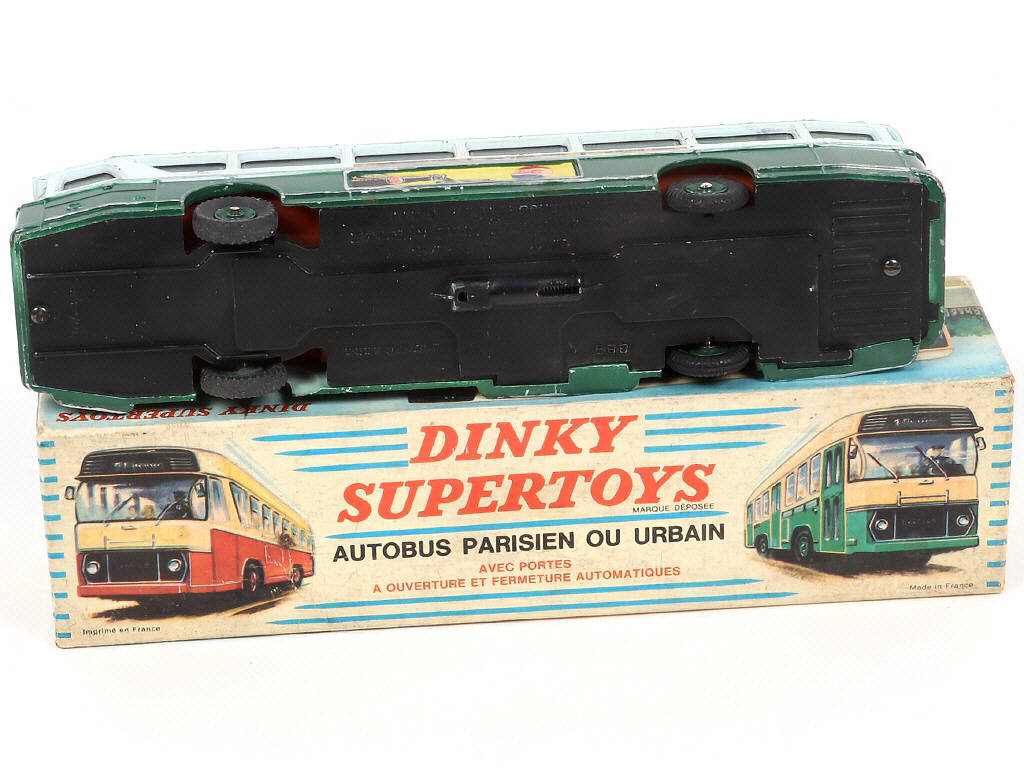 Lot 158 - DINKY TOYS (FRANCE) (1)