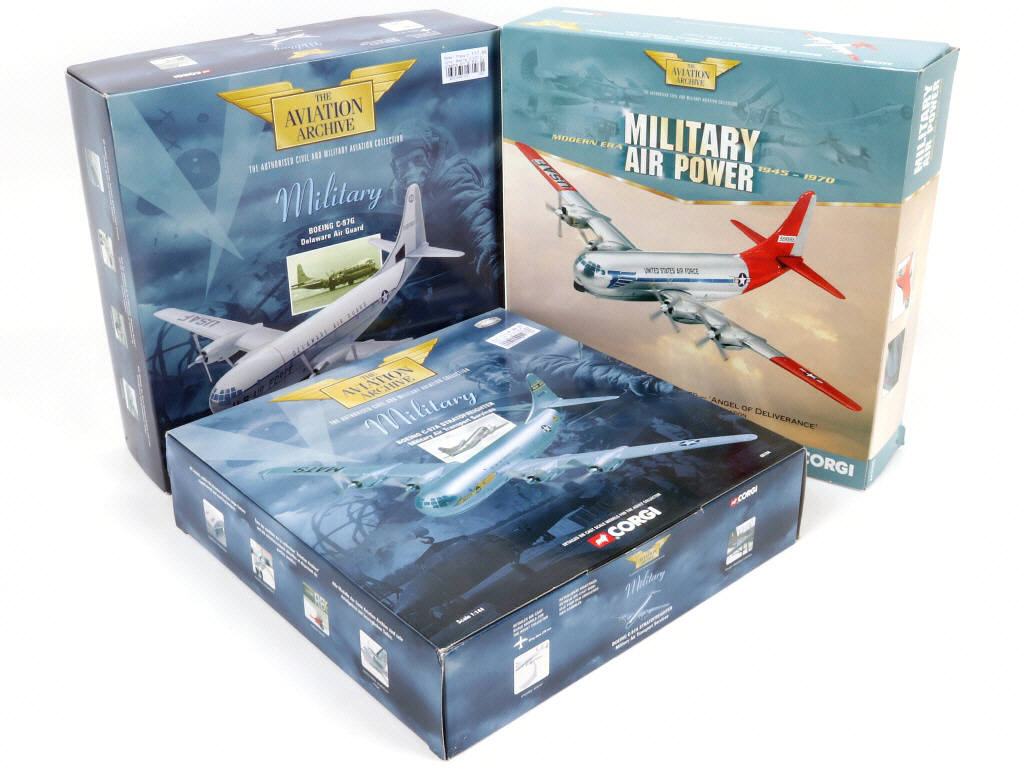 Lot 83 - CORGI TOYS (GB) (3)