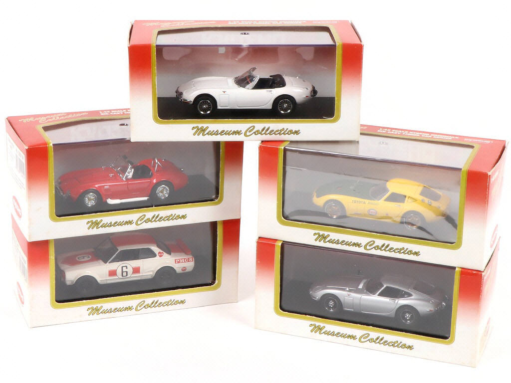 Lot 37 - KYOSHO (JAPON) (5)