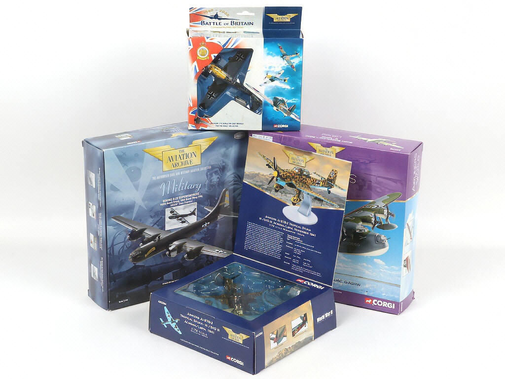 Lot 91 - CORGI TOYS (GB) (4)