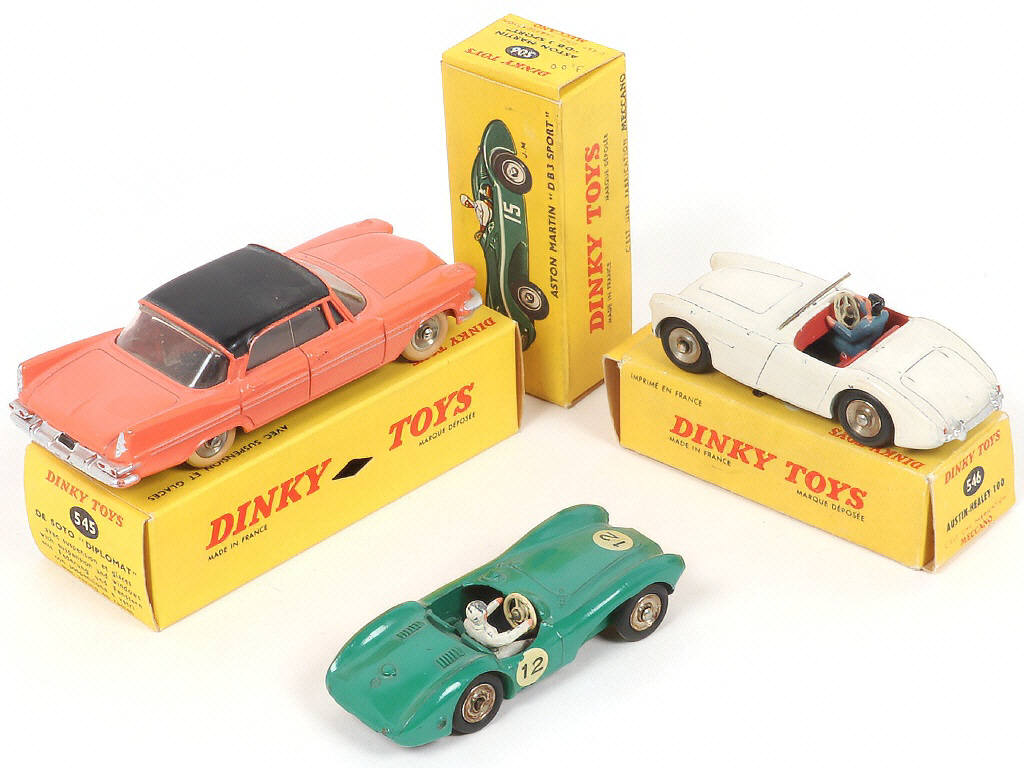 Lot 145 - DINKY TOYS (FRANCE) (3)