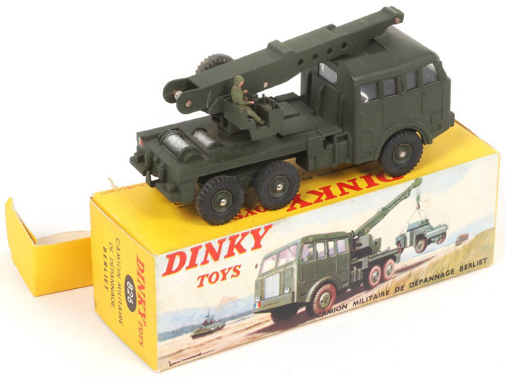 Lot 163 - DINKY TOYS (FRANCE) (1)