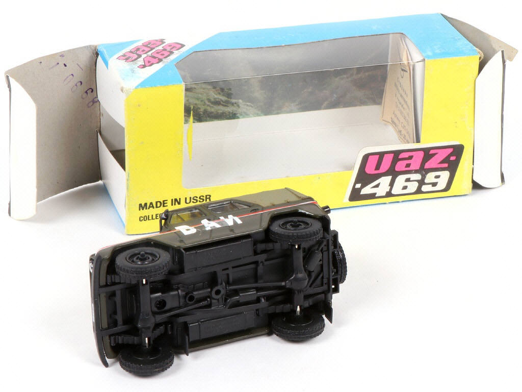 Lot 44 - NOVOEXPORT (URSS) (1)