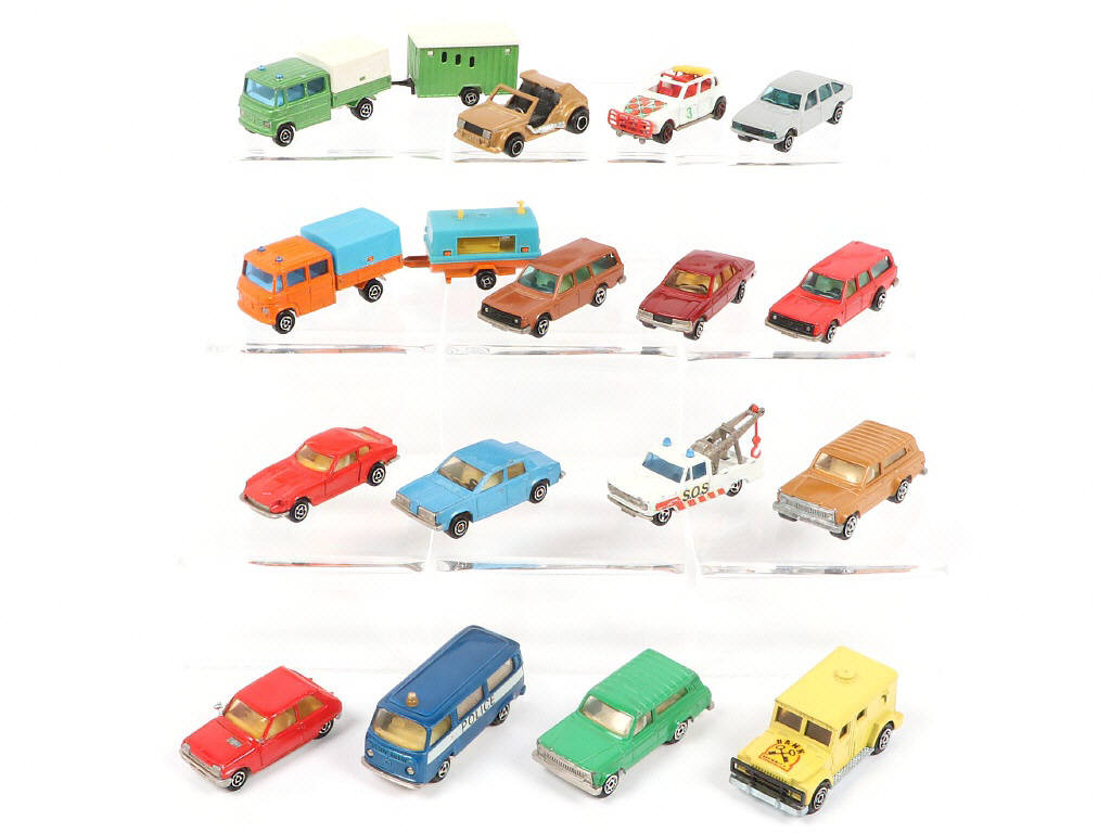 Lot 254 - MAJORETTE (FRANCE) (16)