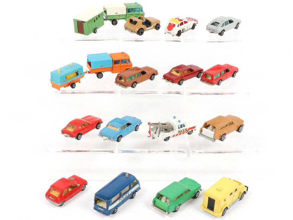 Lot 254 - MAJORETTE (FRANCE) (16)