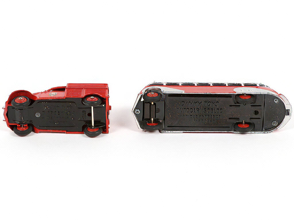 Lot 210 - DINKY TOYS (FRANCE) (2)