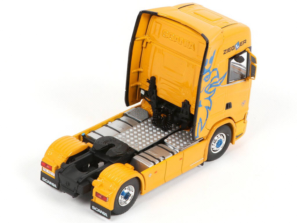 Lot 131 - TEKNO (PAYS-BAS) (1)