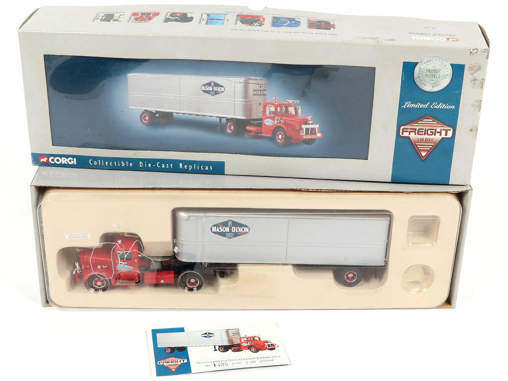 Lot 197 - CORGI TOYS (GB) (3)