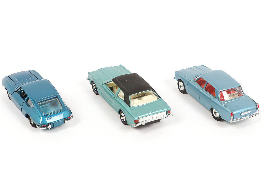 Lot 108 - CORGI TOYS (GB) (3)