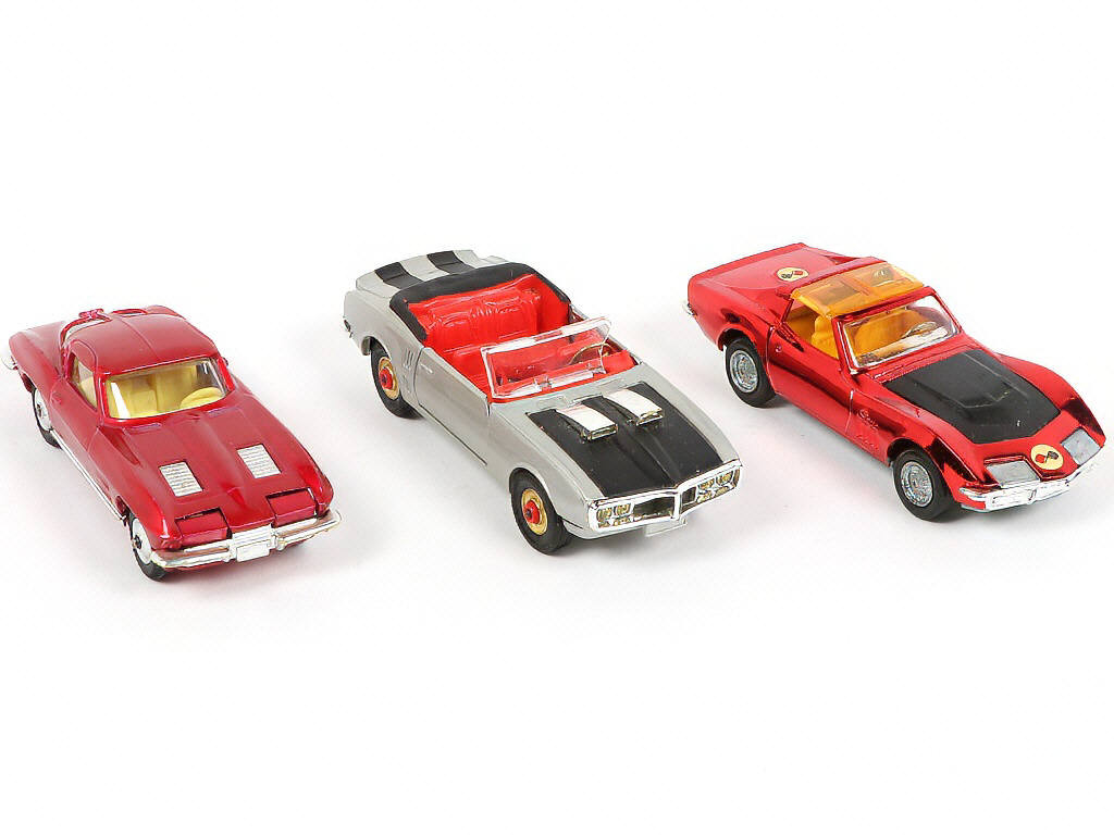 Lot 112 - CORGI TOYS (GB) (3)