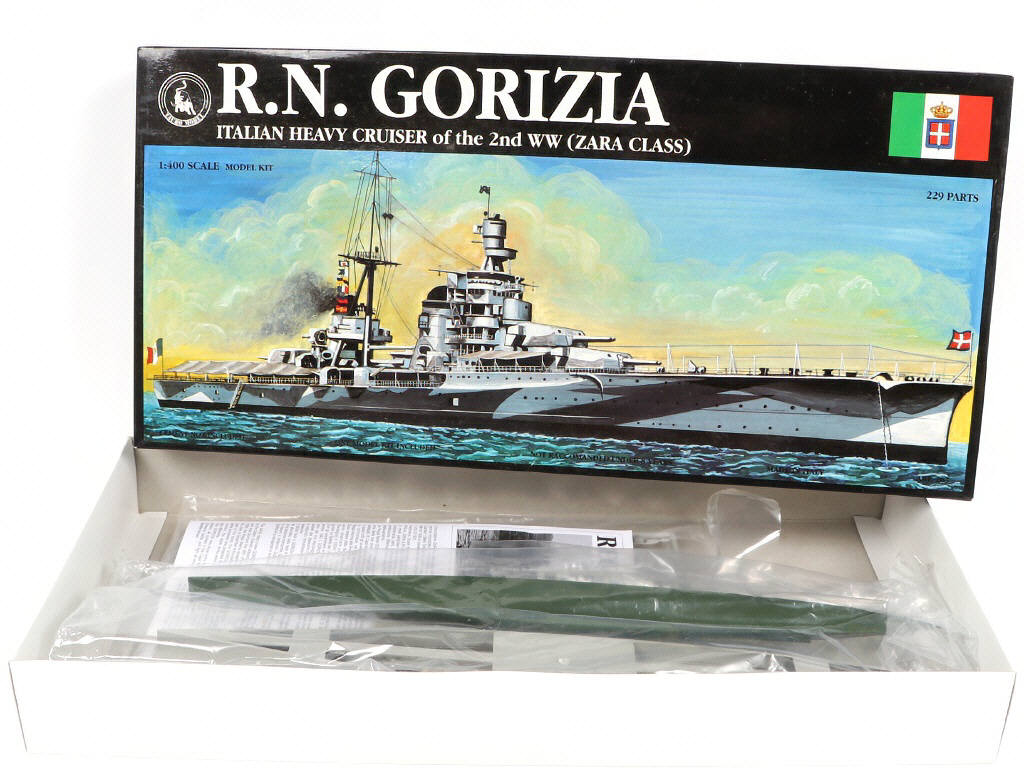 Lot 293 - DIVERS (7)