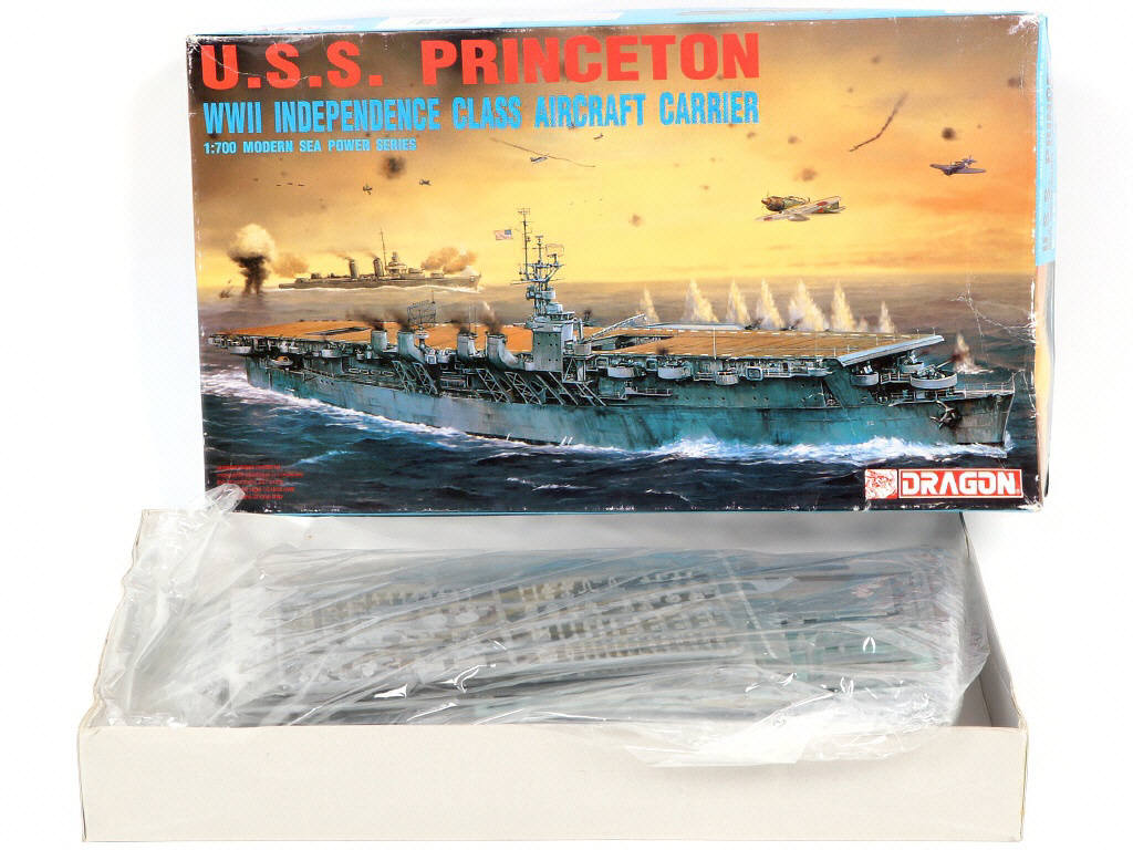 Lot 293 - DIVERS (7)