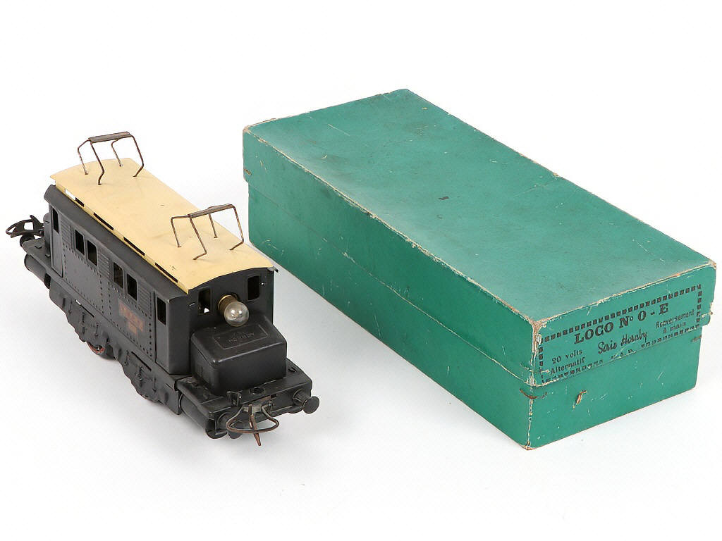 Lot 35 - HORNBY 'O' (FRANCE) (1)