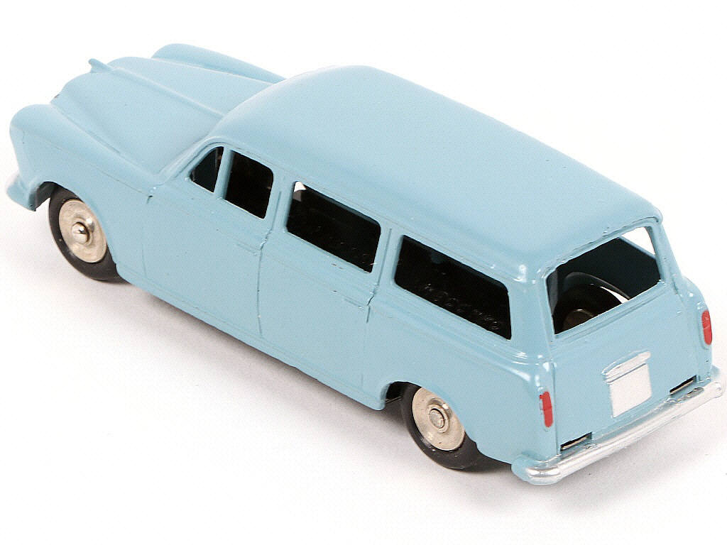 Lot 71 - DINKY TOYS (FRANCE) (1)