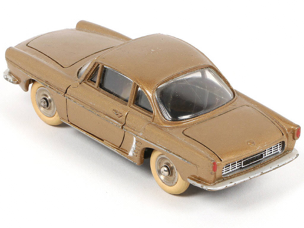 Lot 73 - DINKY TOYS (FRANCE) (1)