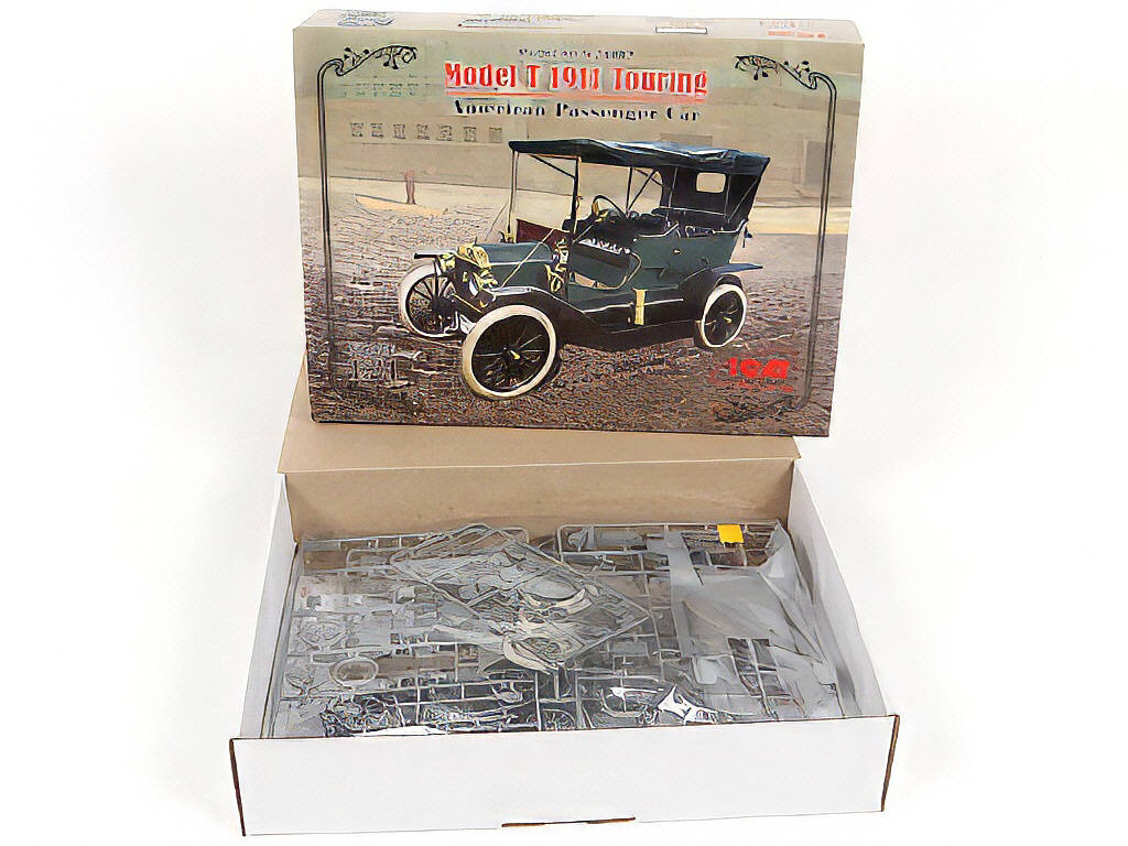 Lot 295 - ICM (UKRAINE) (3)