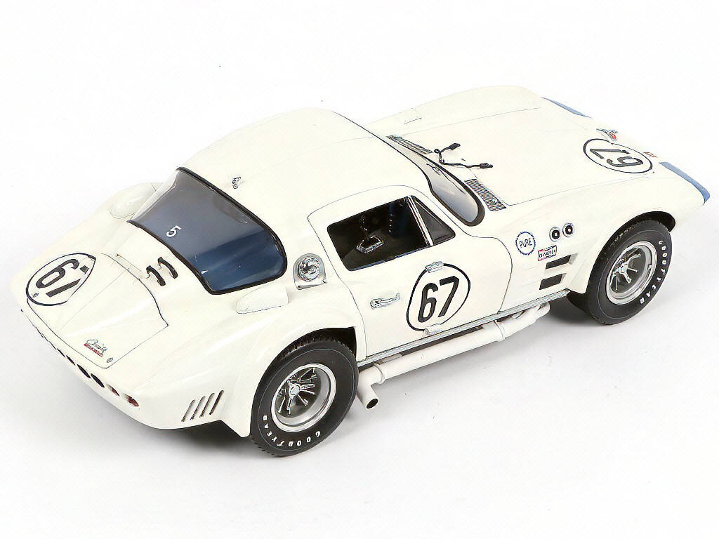 Lot 4 - EXOTO (USA) (1)