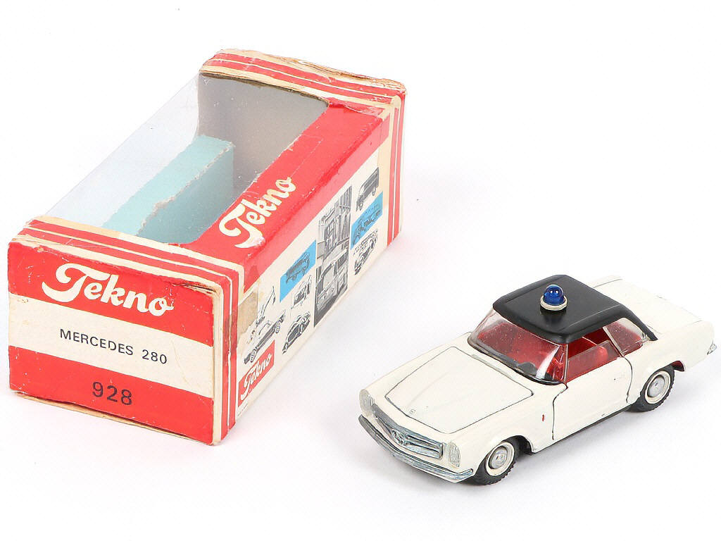 Lot 46 - TEKNO (DANEMARK) (1)