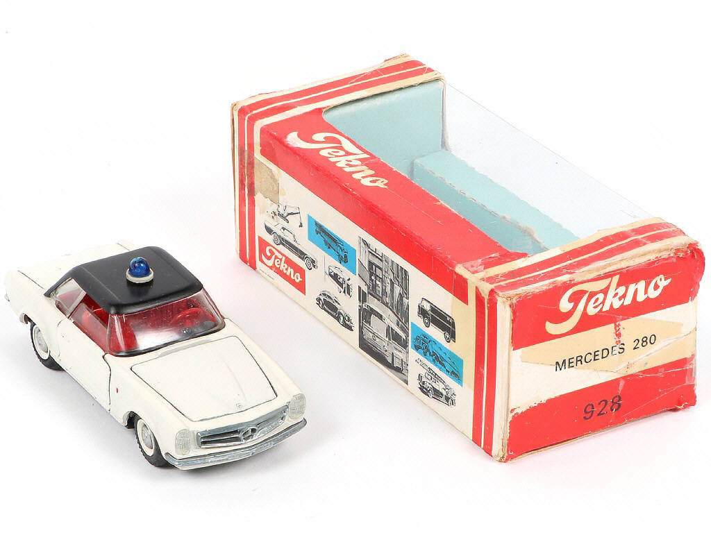 Lot 46 - TEKNO (DANEMARK) (1)