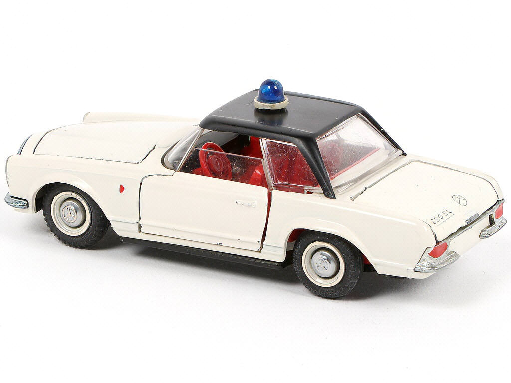 Lot 46 - TEKNO (DANEMARK) (1)