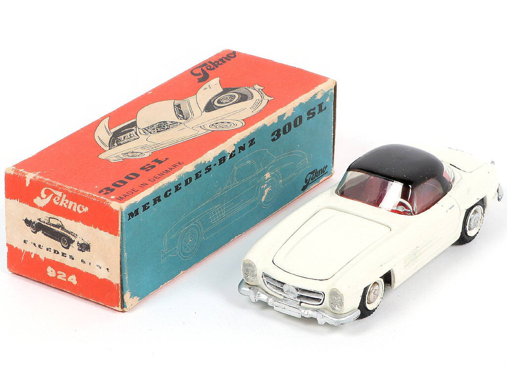 Lot 45 - TEKNO (DANEMARK) (1)