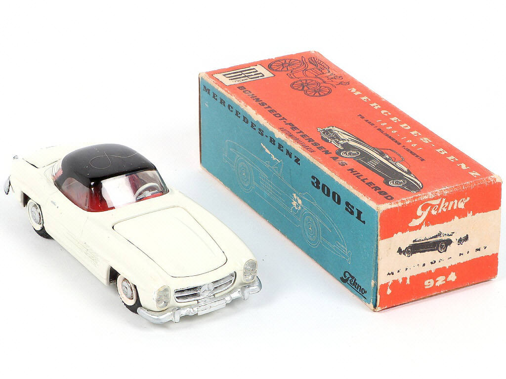 Lot 45 - TEKNO (DANEMARK) (1)