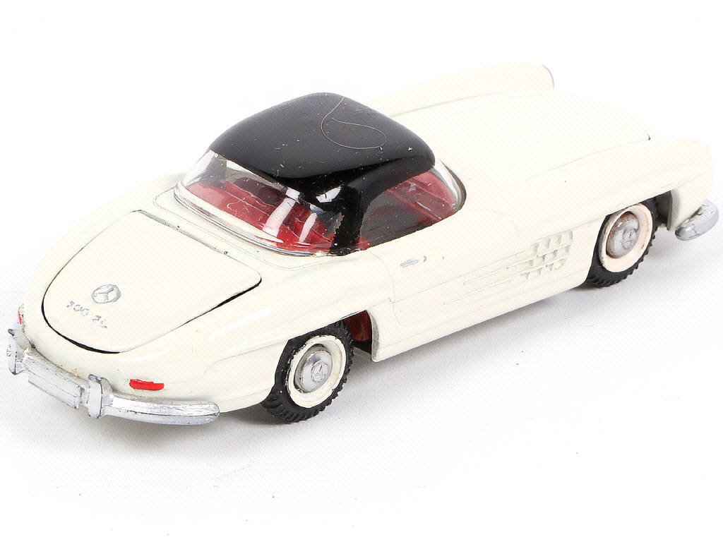 Lot 45 - TEKNO (DANEMARK) (1)