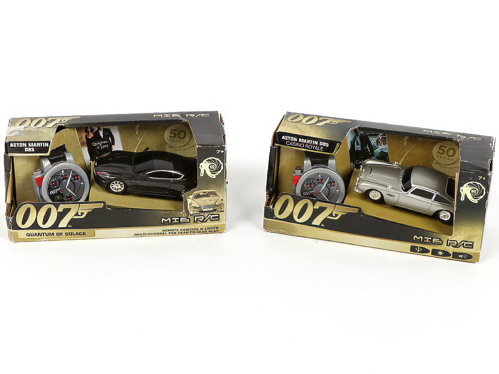 Lot 200 - CORGI TOYS (GB) (4)