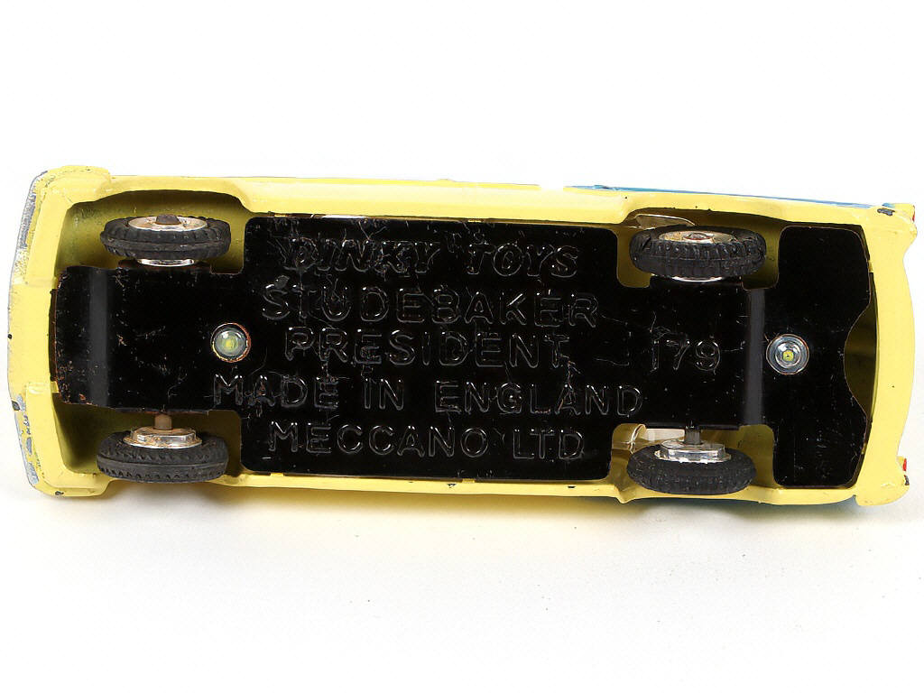 Lot 63 - DINKY TOYS (GB) (1)