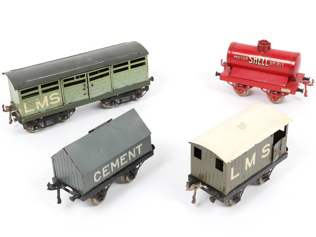 Lot 43 - HORNBY 'O' (GB) (4)