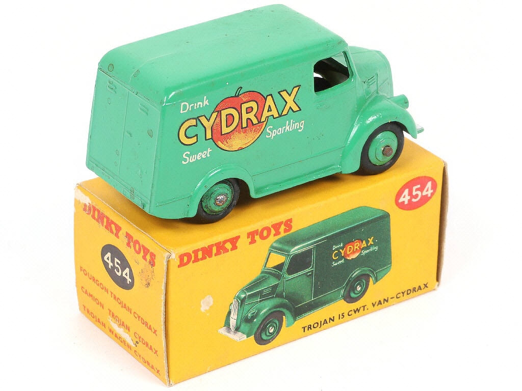 Lot 316 - DINKY TOYS (GB) (1)