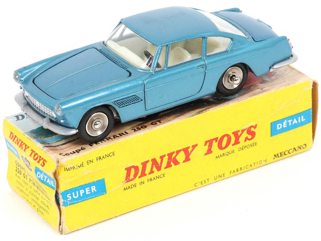Lot 342 - DINKY TOYS (FRANCE) (1)