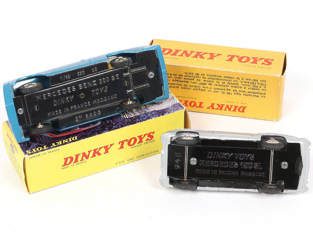 Lot 352 - DINKY TOYS (FRANCE) (2)